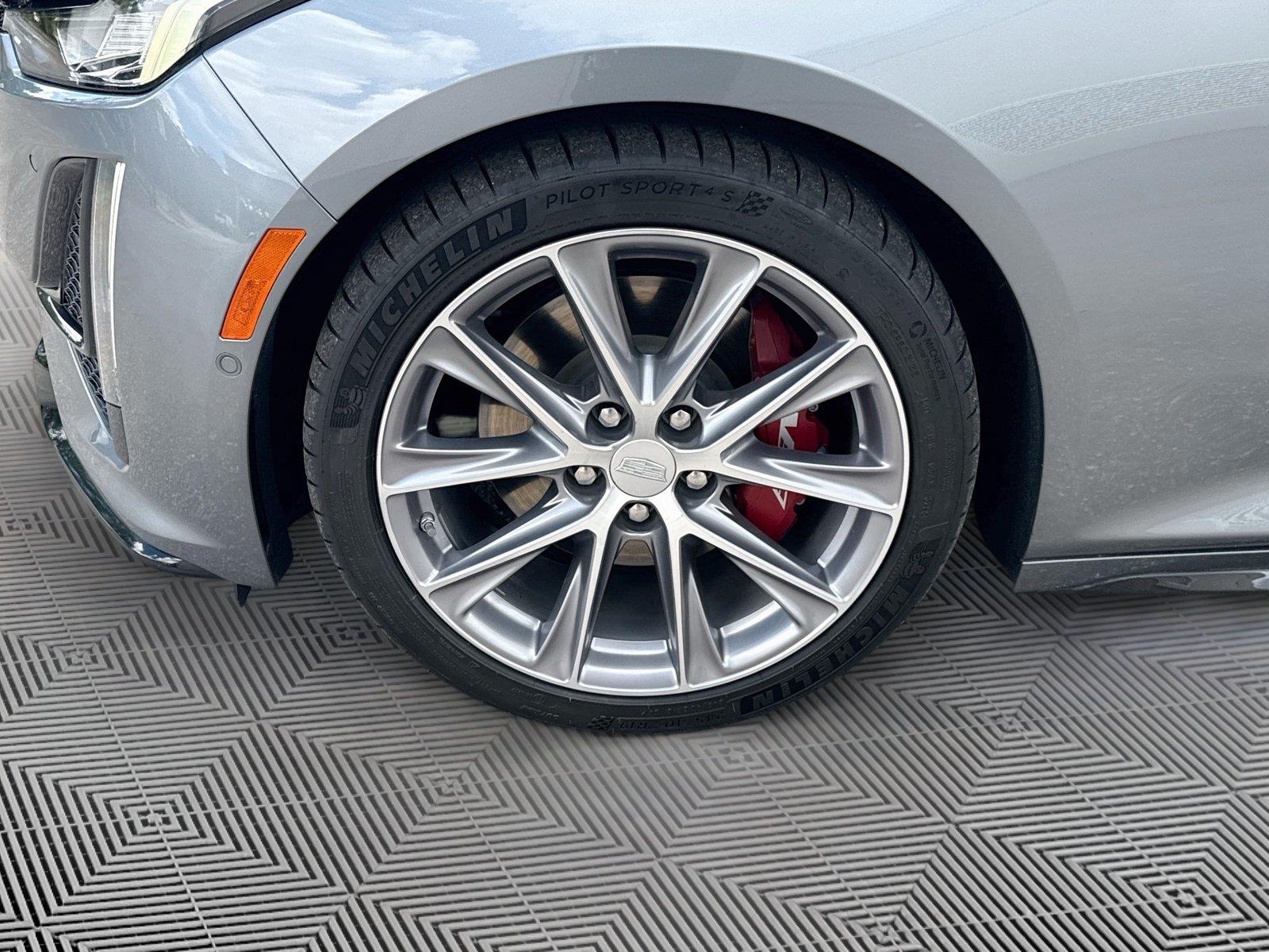 2022 Cadillac CT5-V