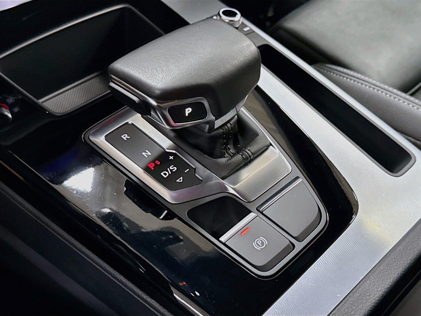 2024 Audi Q5 S line Premium