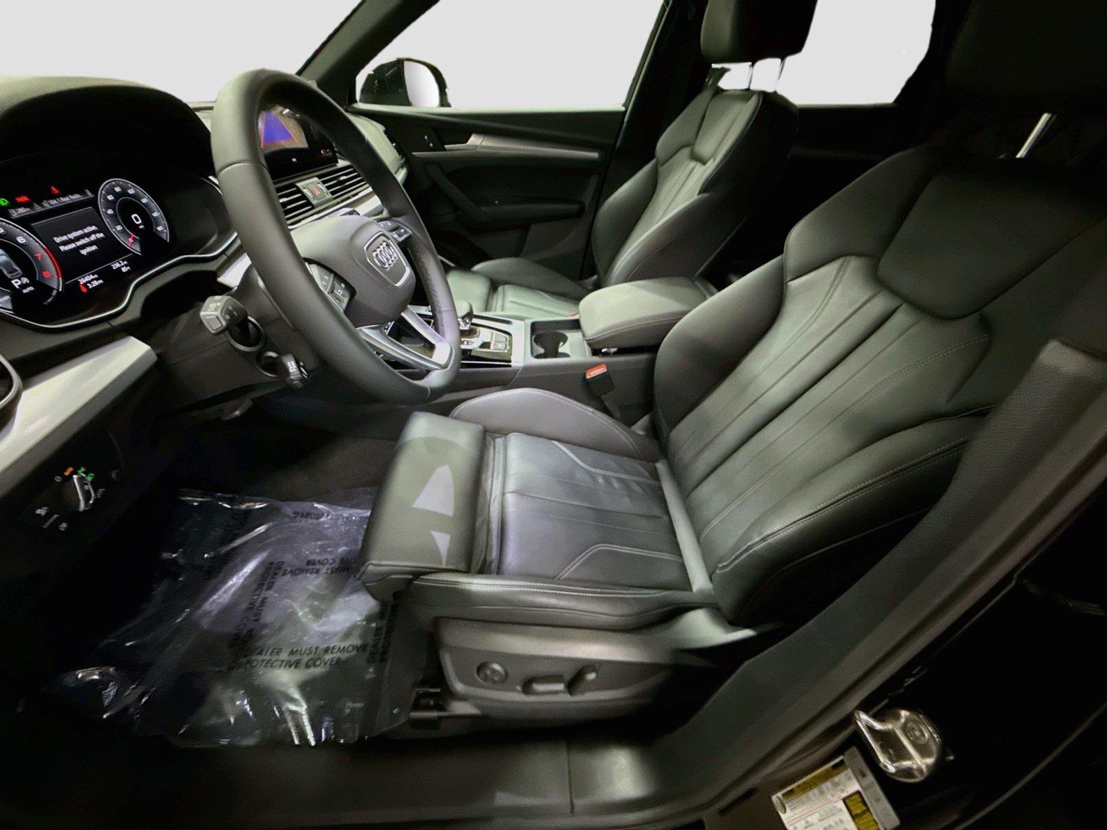 2024 Audi Q5 S line Premium