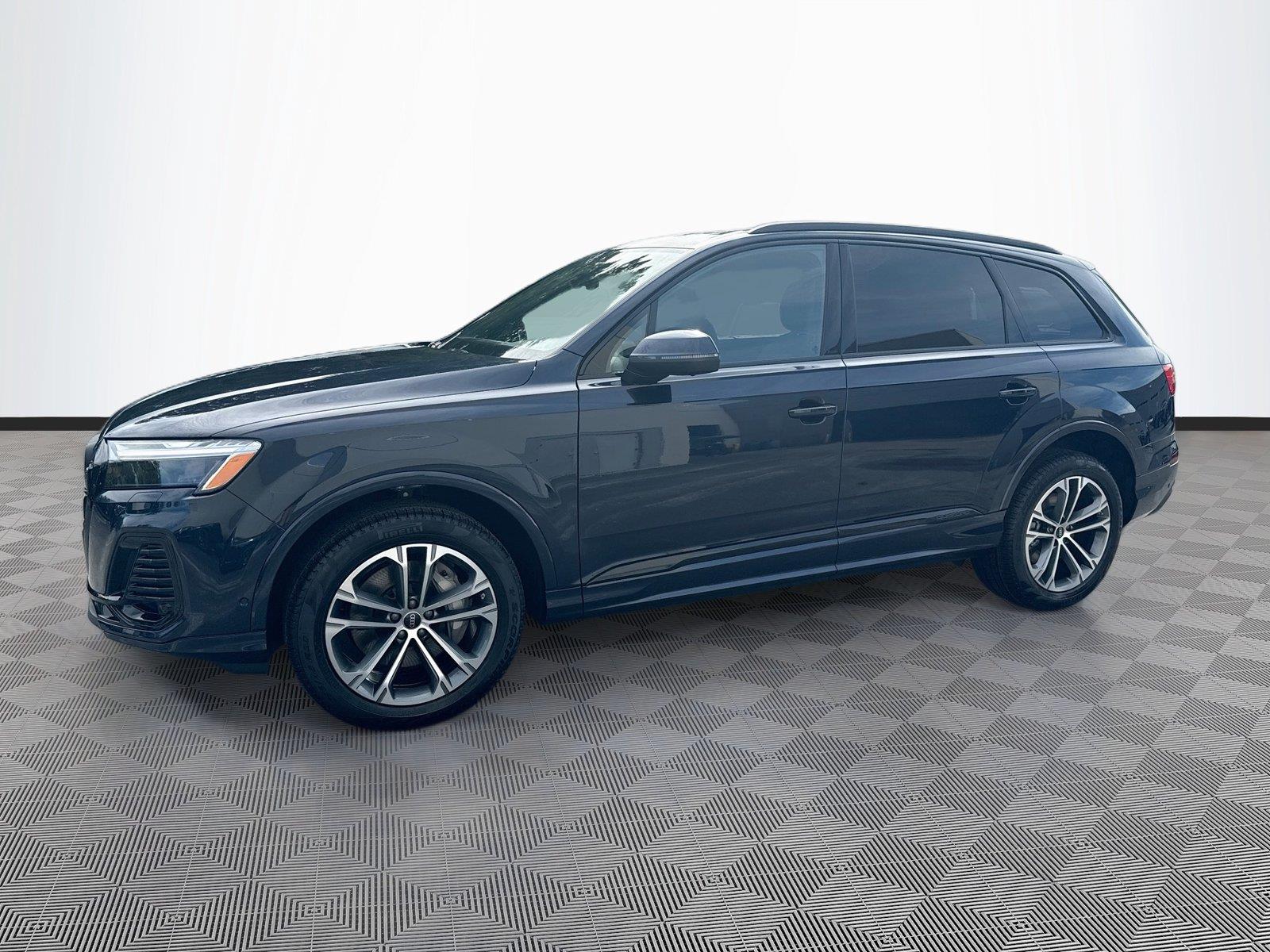 2026 Audi Q7 Premium Plus