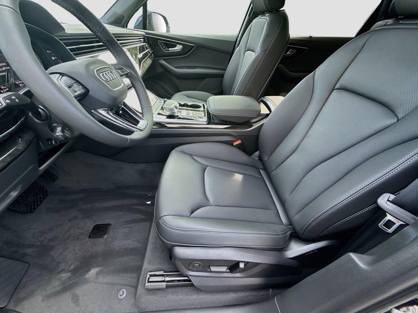 2026 Audi Q7 Premium Plus