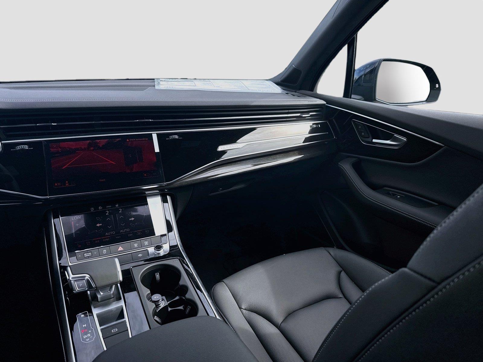 2026 Audi Q7 Premium Plus