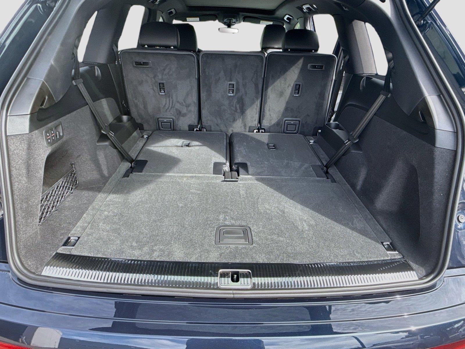 2026 Audi Q7 Premium Plus