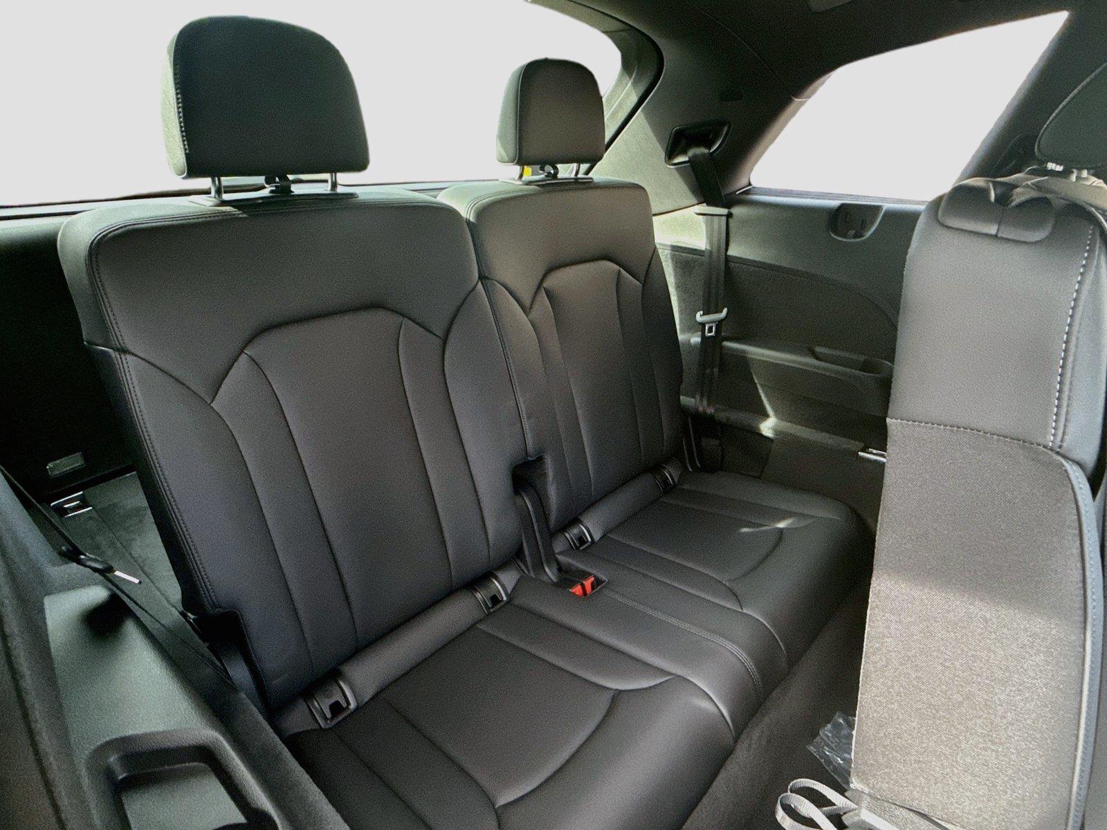 2026 Audi Q7 Premium Plus