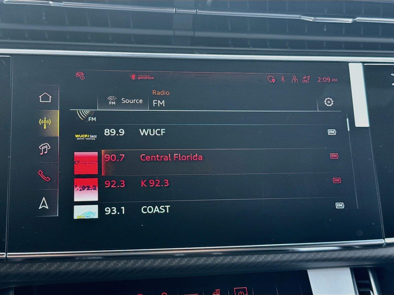 2026 Audi SQ7 Premium Plus