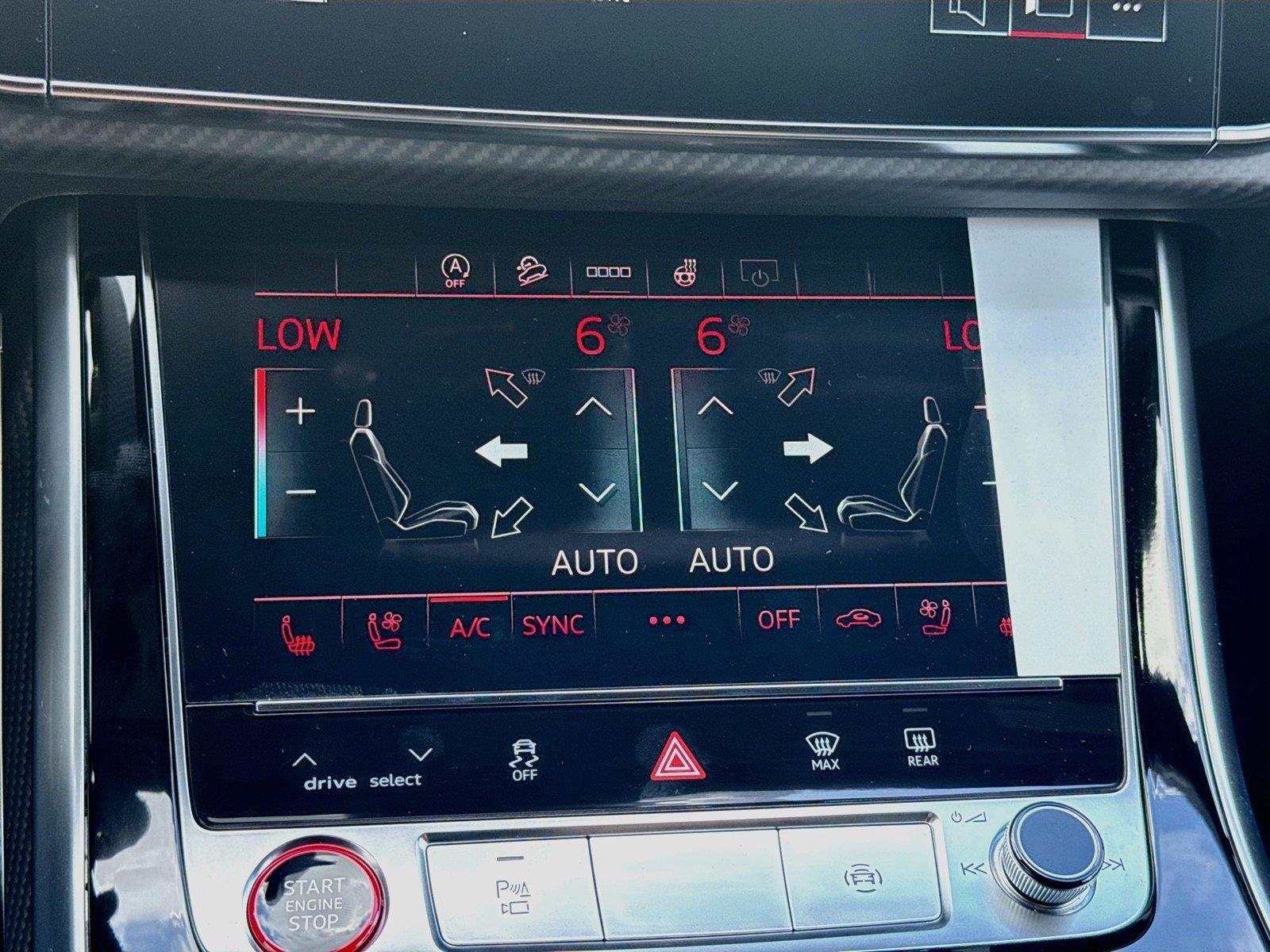 2026 Audi SQ7 Premium Plus