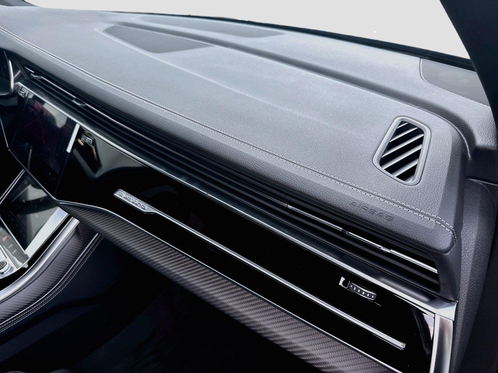 2026 Audi SQ7 Premium Plus