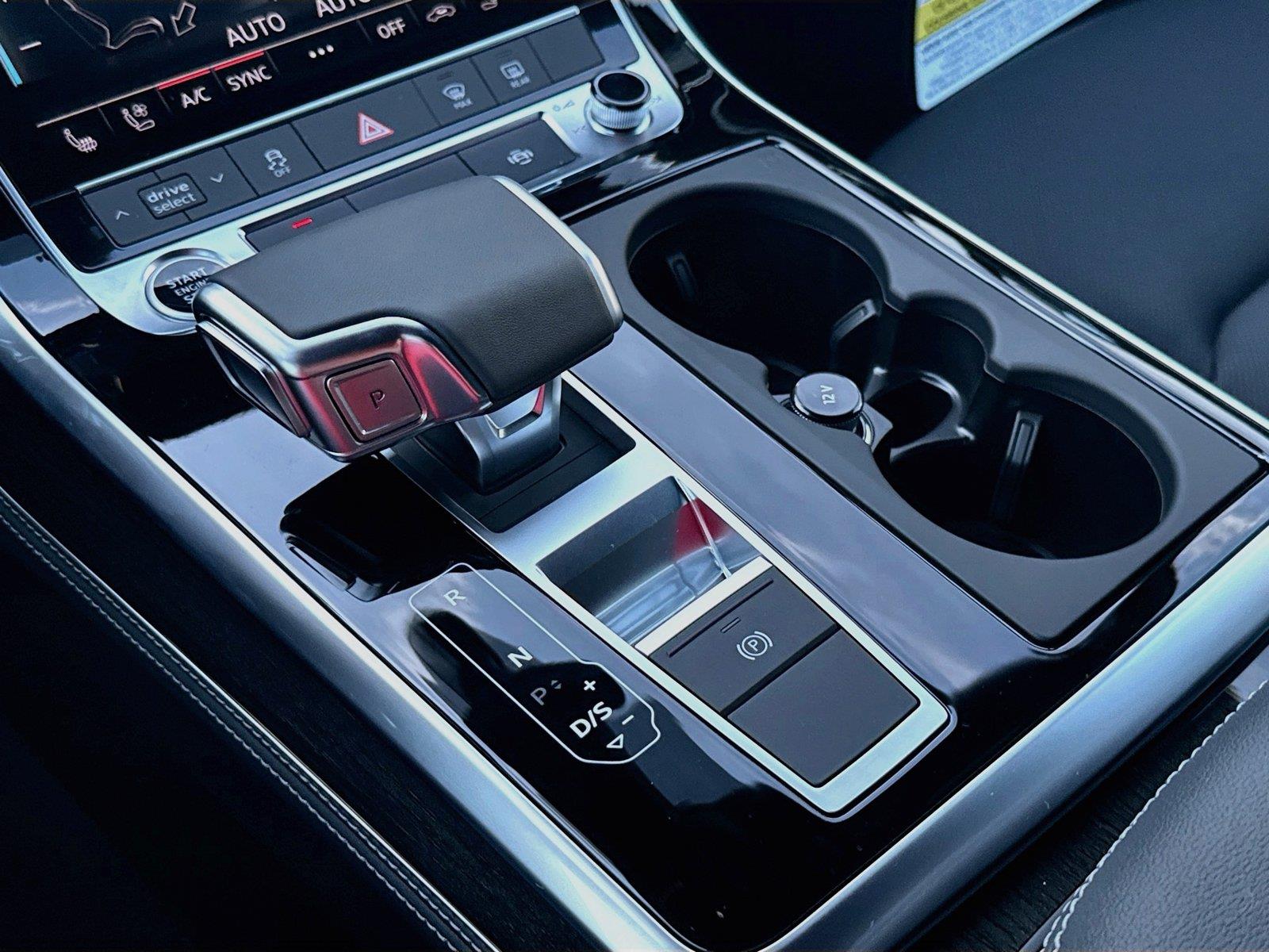 2026 Audi Q7 Premium Plus