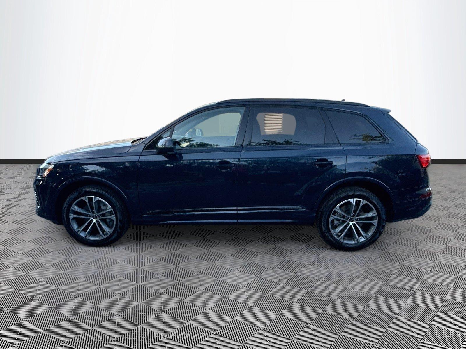 2026 Audi Q7 Premium Plus
