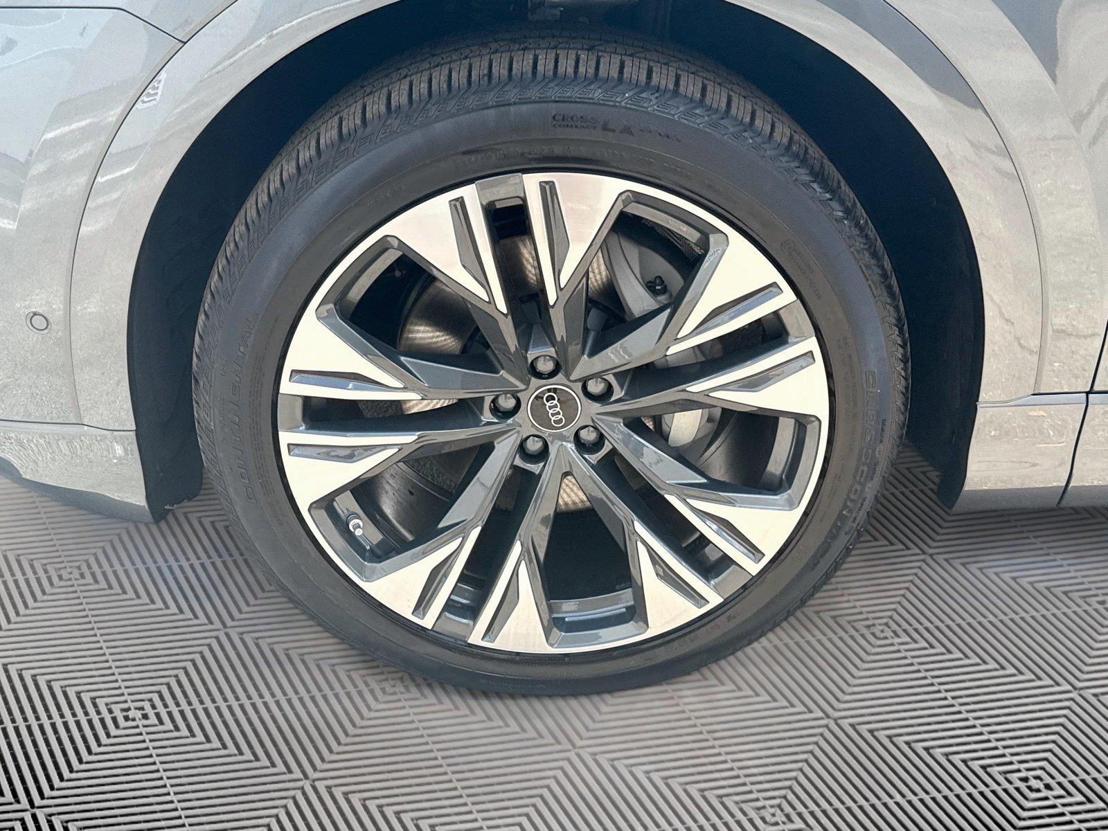 2026 Audi Q8 Premium Plus