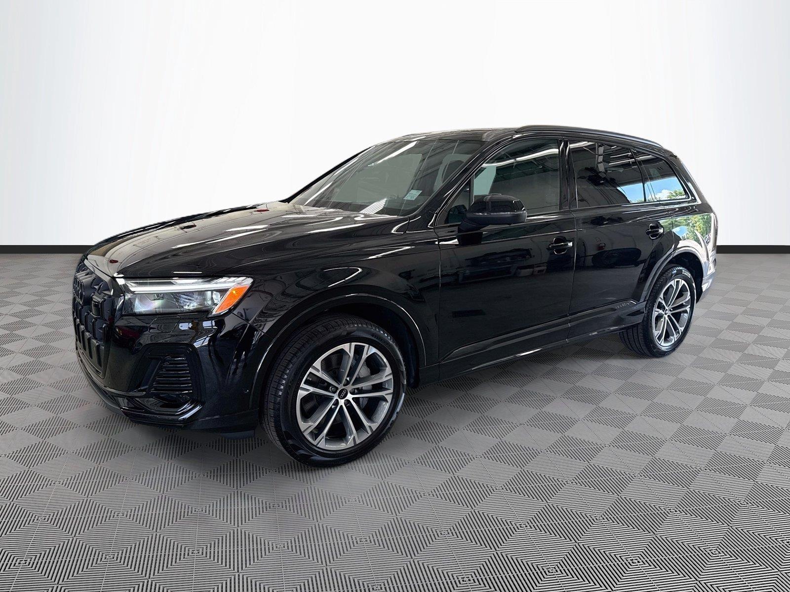 2026 Audi Q7 Premium