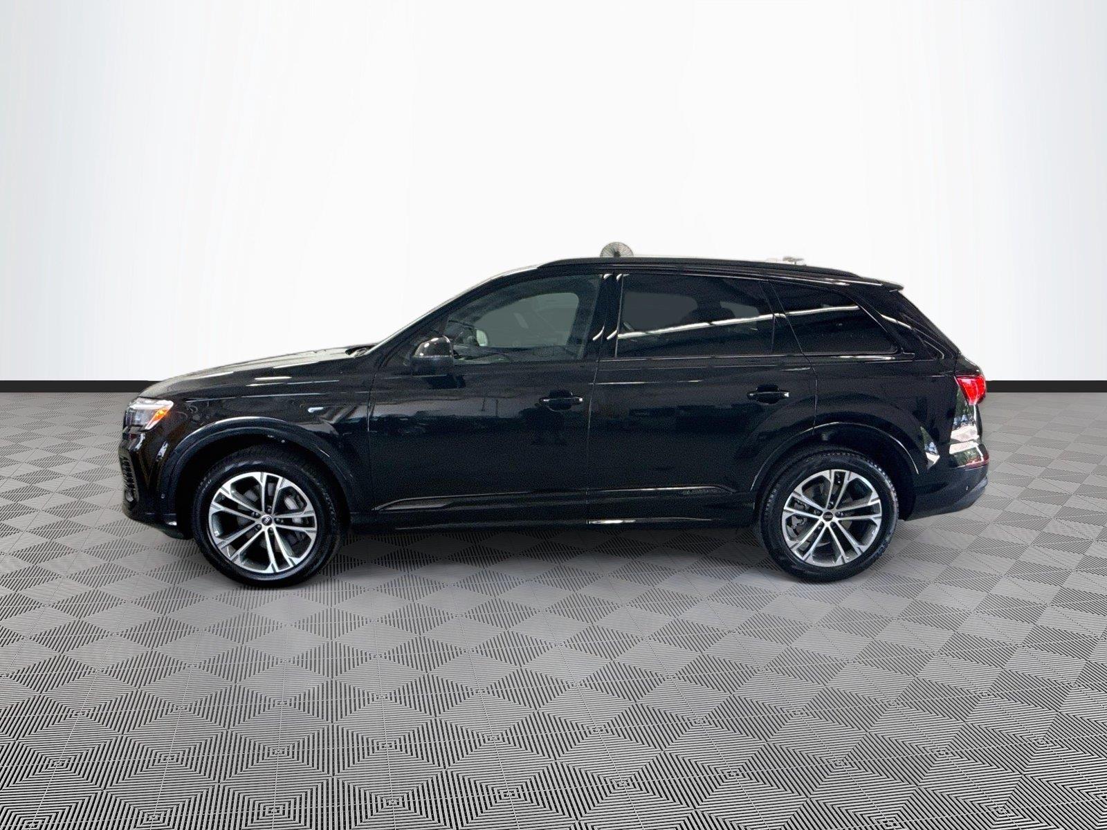 2026 Audi Q7 Premium