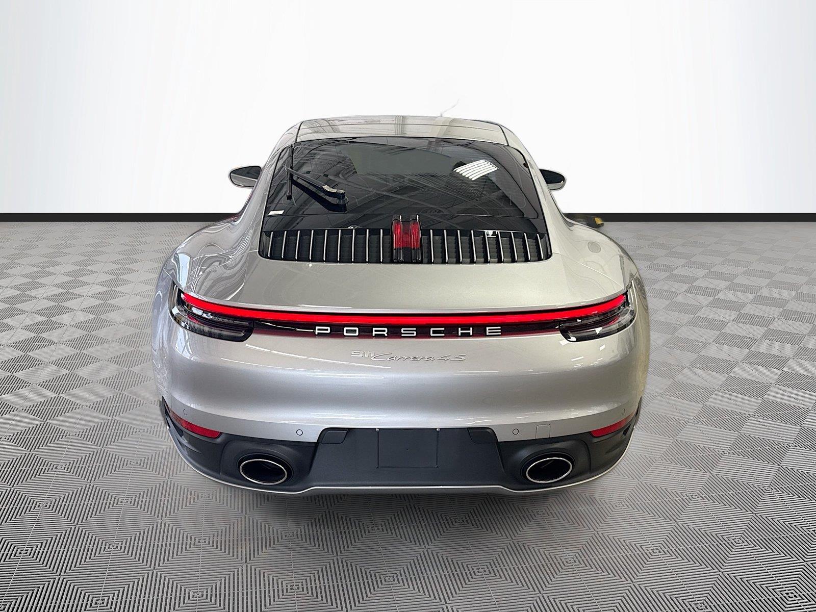 2020 PORSCHE 911
