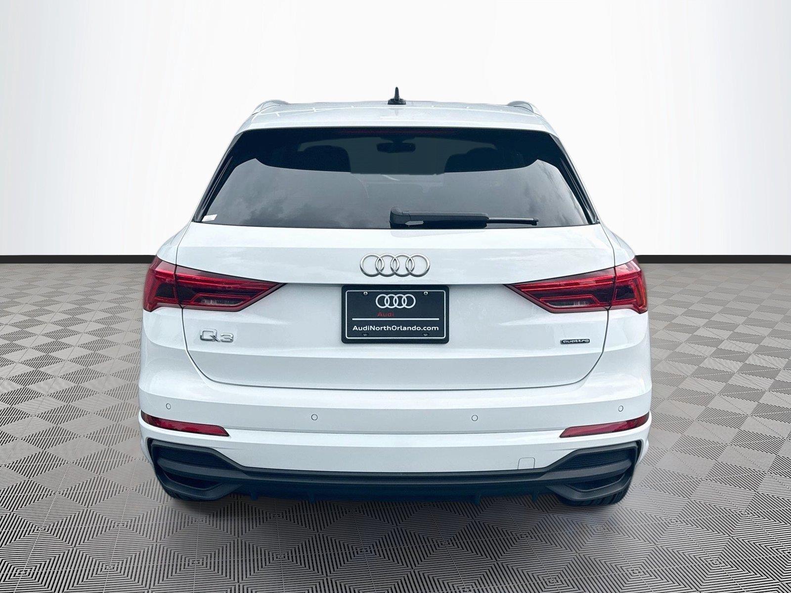 2024 Audi Q3 S line Premium