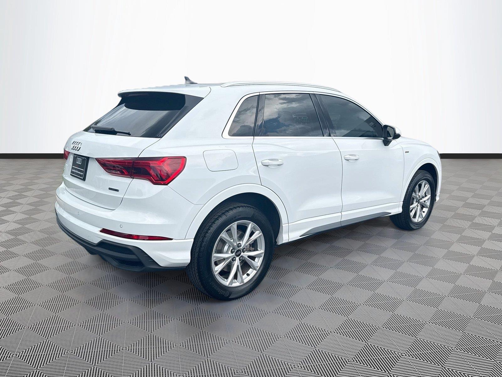 2024 Audi Q3 S line Premium