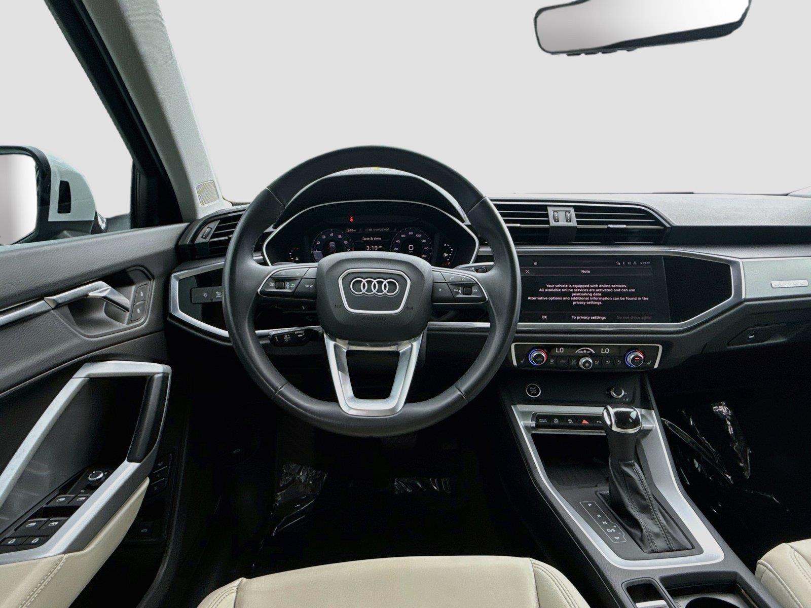 2024 Audi Q3 S line Premium