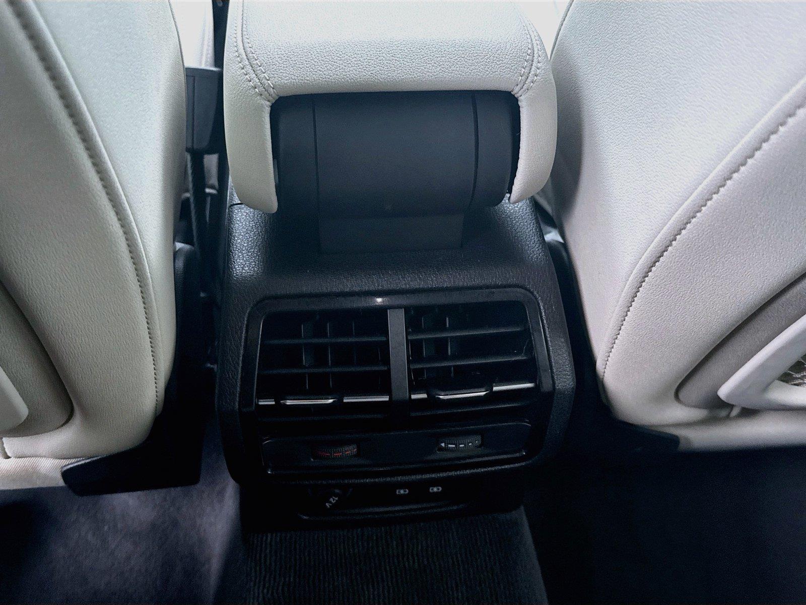 2024 Audi Q3 S line Premium