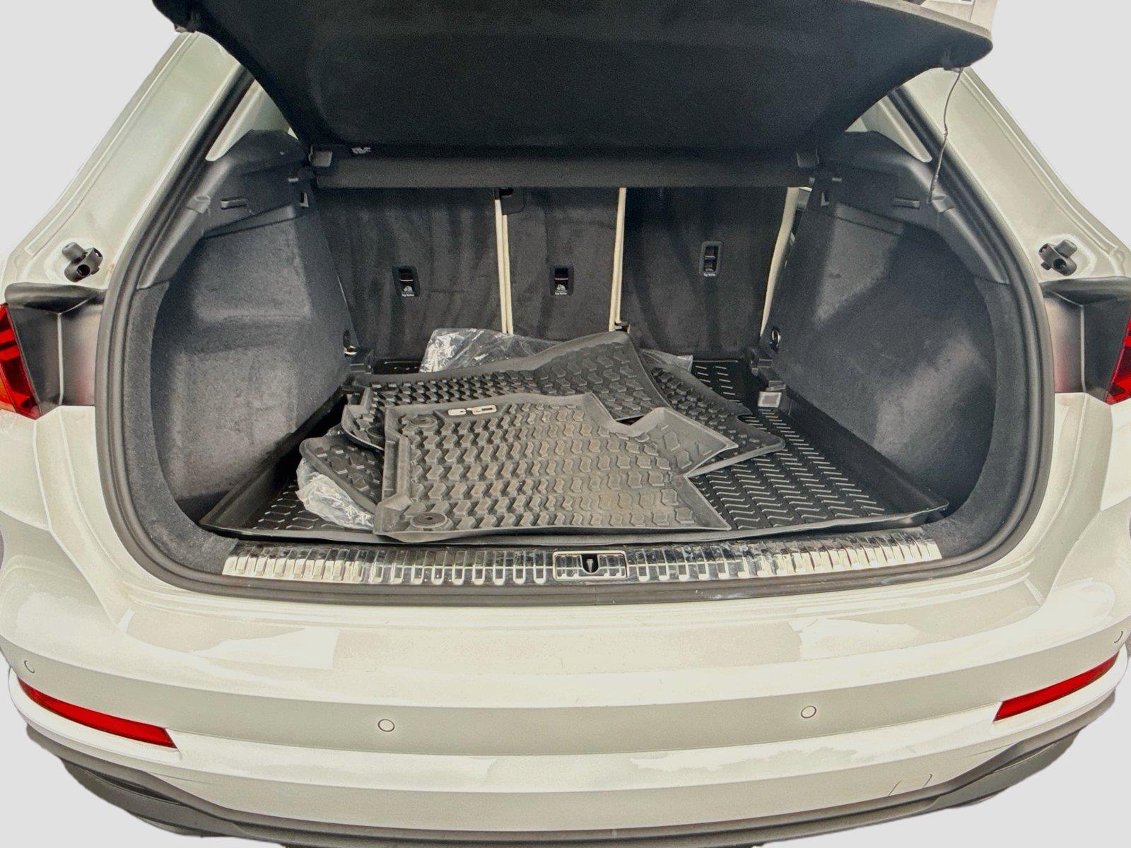 2024 Audi Q3 S line Premium