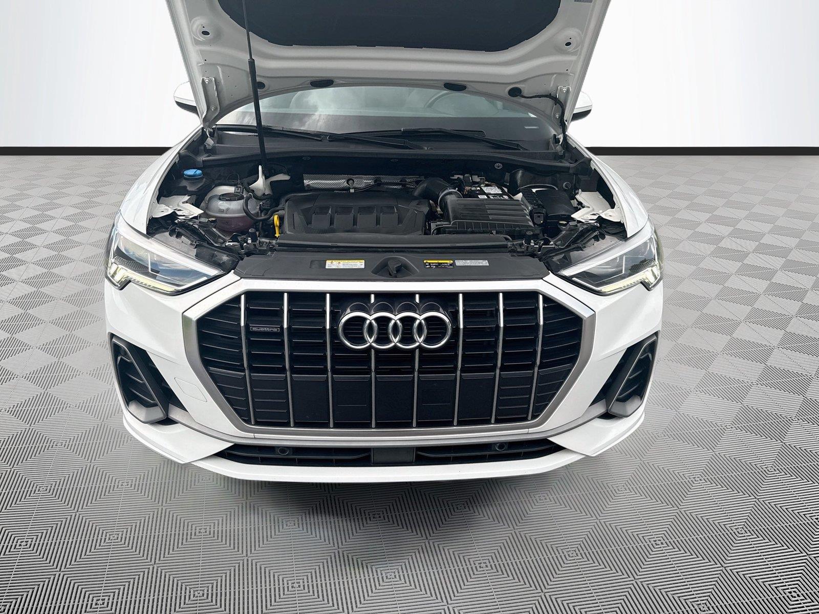 2024 Audi Q3 S line Premium