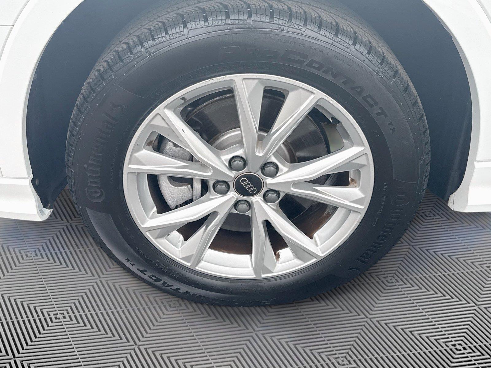 2024 Audi Q3 S line Premium