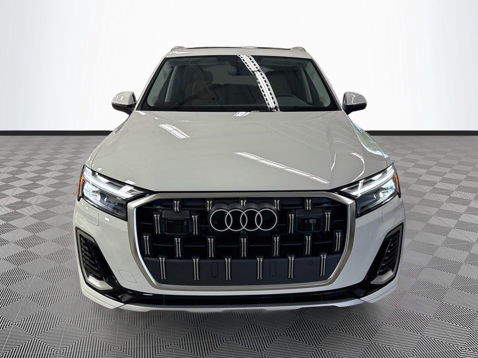 2026 Audi Q7 Premium Plus