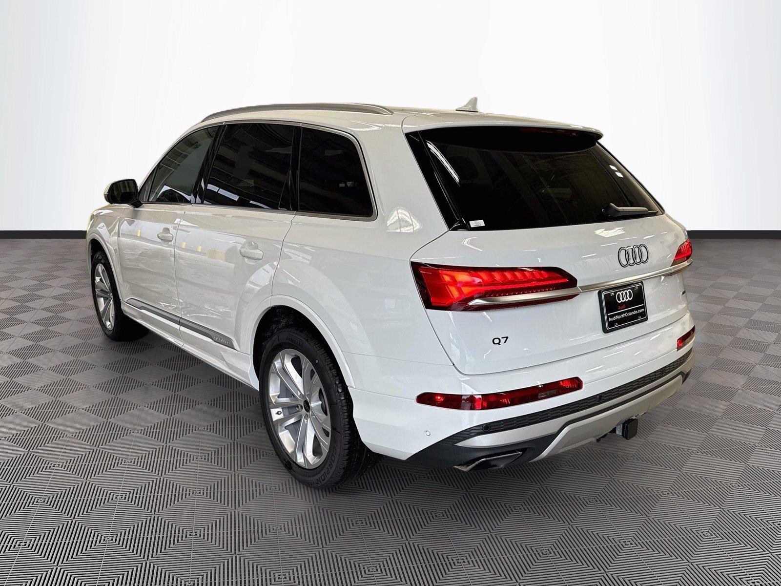 2026 Audi Q7 Premium Plus