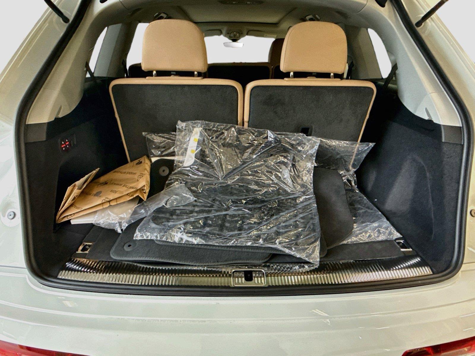 2026 Audi Q7 Premium Plus