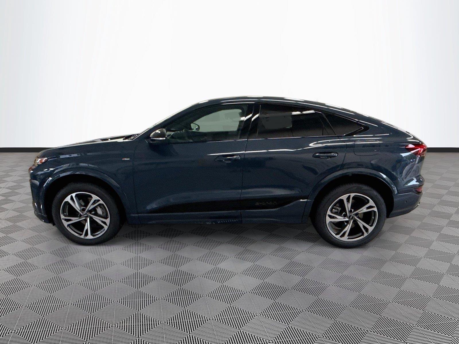 2027 Audi Q6 e-tron Sportback Premium Plus