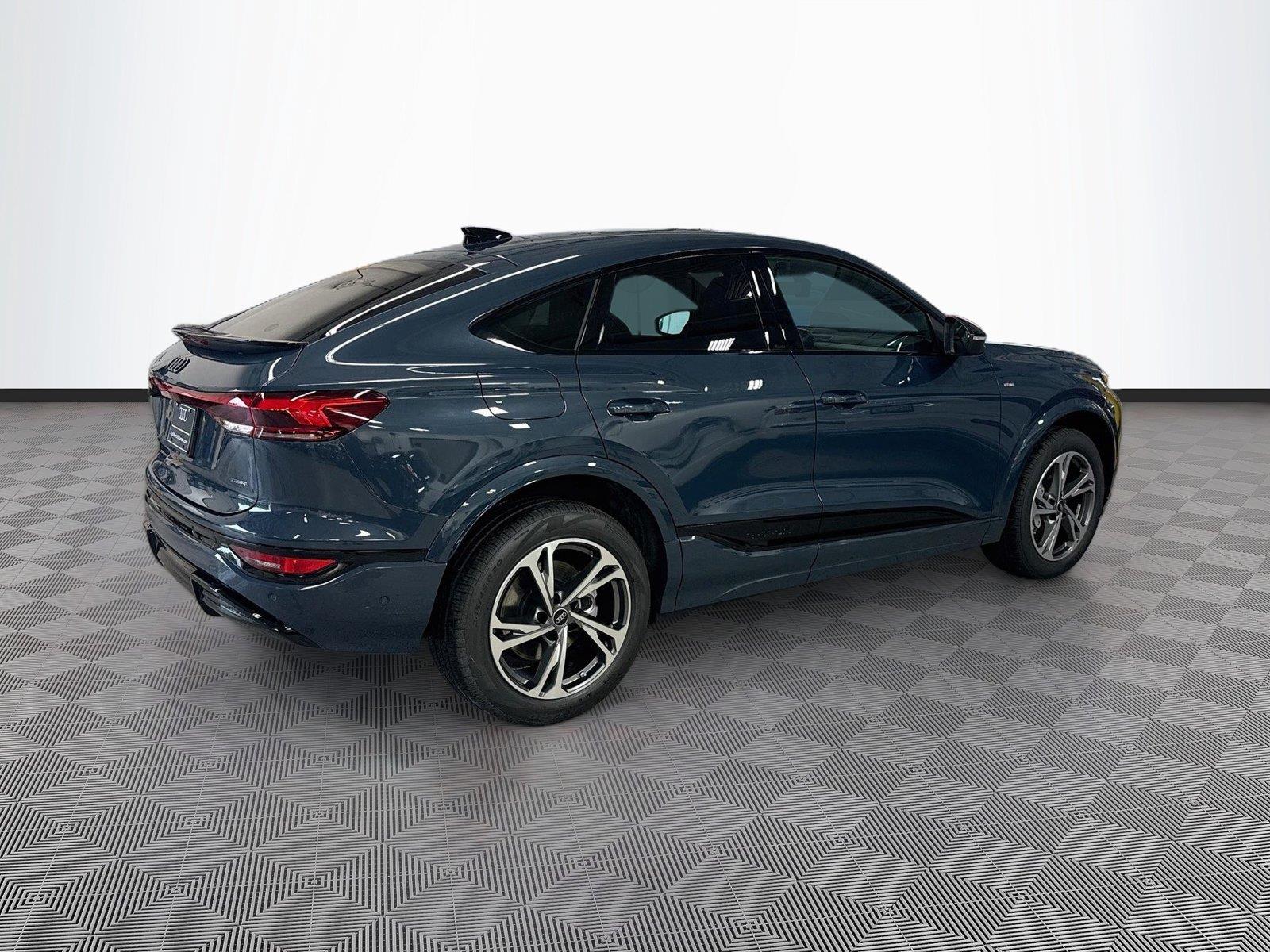 2027 Audi Q6 e-tron Sportback Premium Plus
