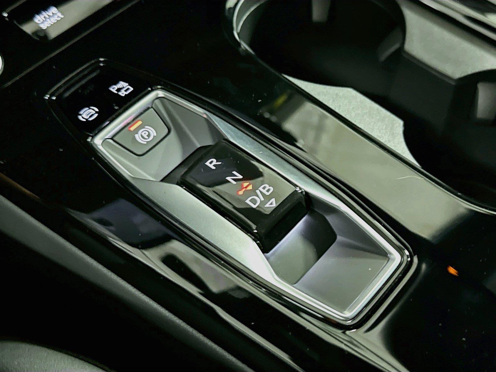 2027 Audi Q6 e-tron Sportback Premium Plus