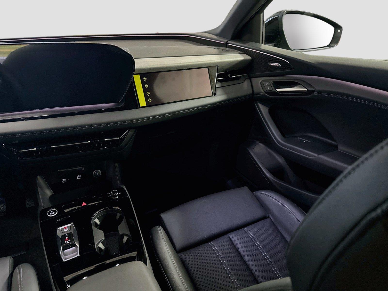 2027 Audi Q6 e-tron Sportback Premium Plus