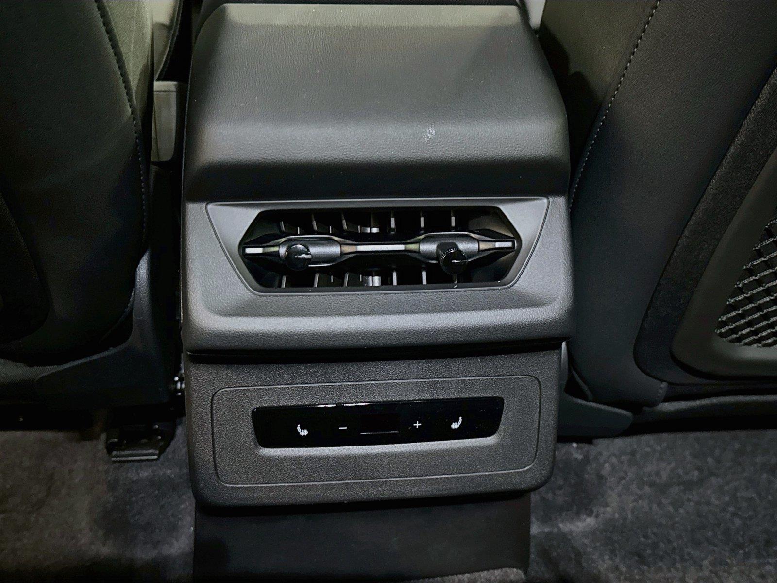 2027 Audi Q6 e-tron Sportback Premium Plus