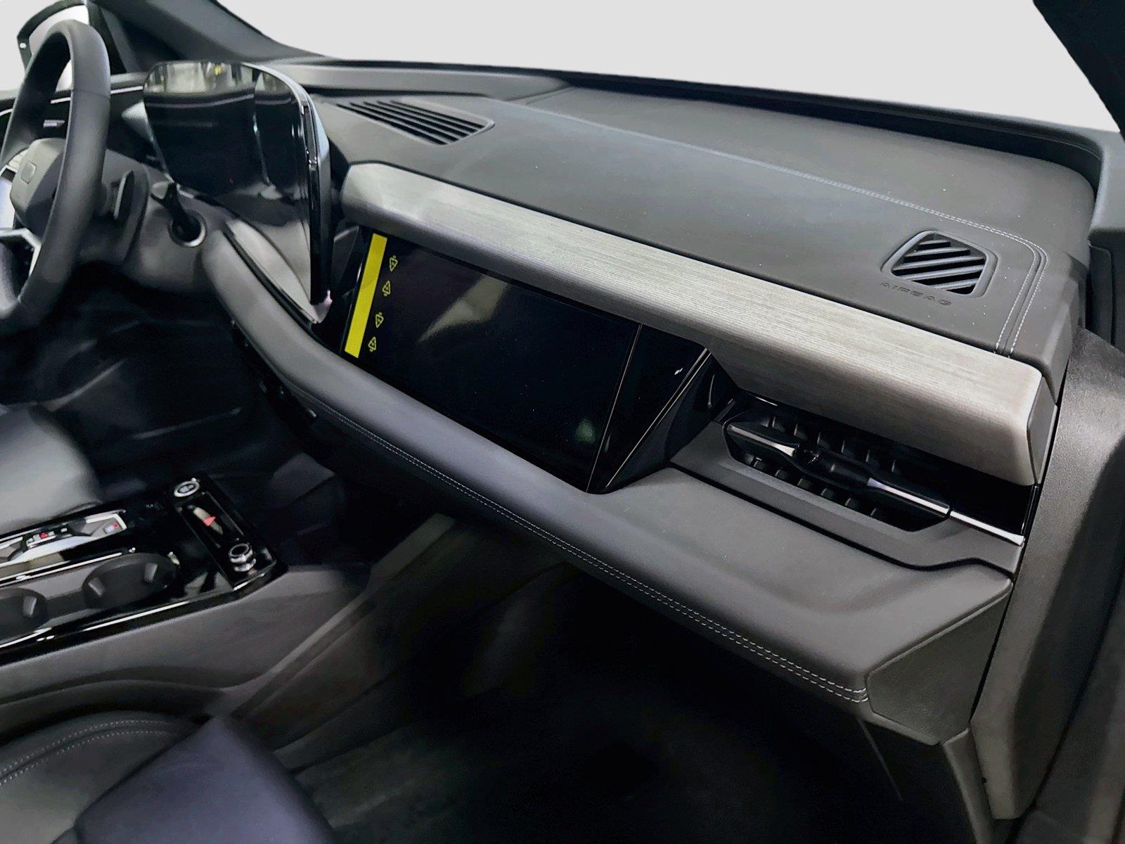 2027 Audi Q6 e-tron Sportback Premium Plus