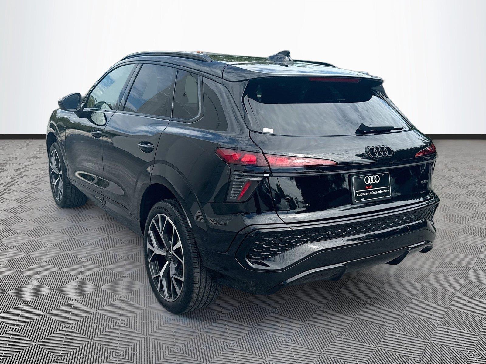 2026 Audi Q3 S line