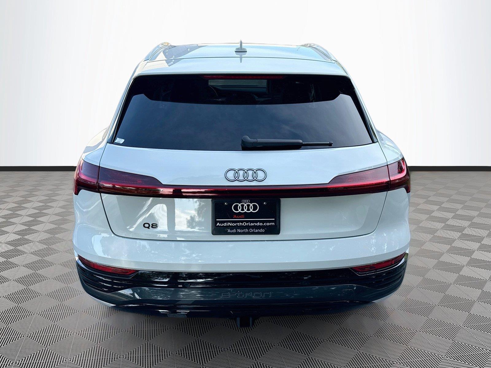 2024 Audi Q8 e-tron Premium Plus