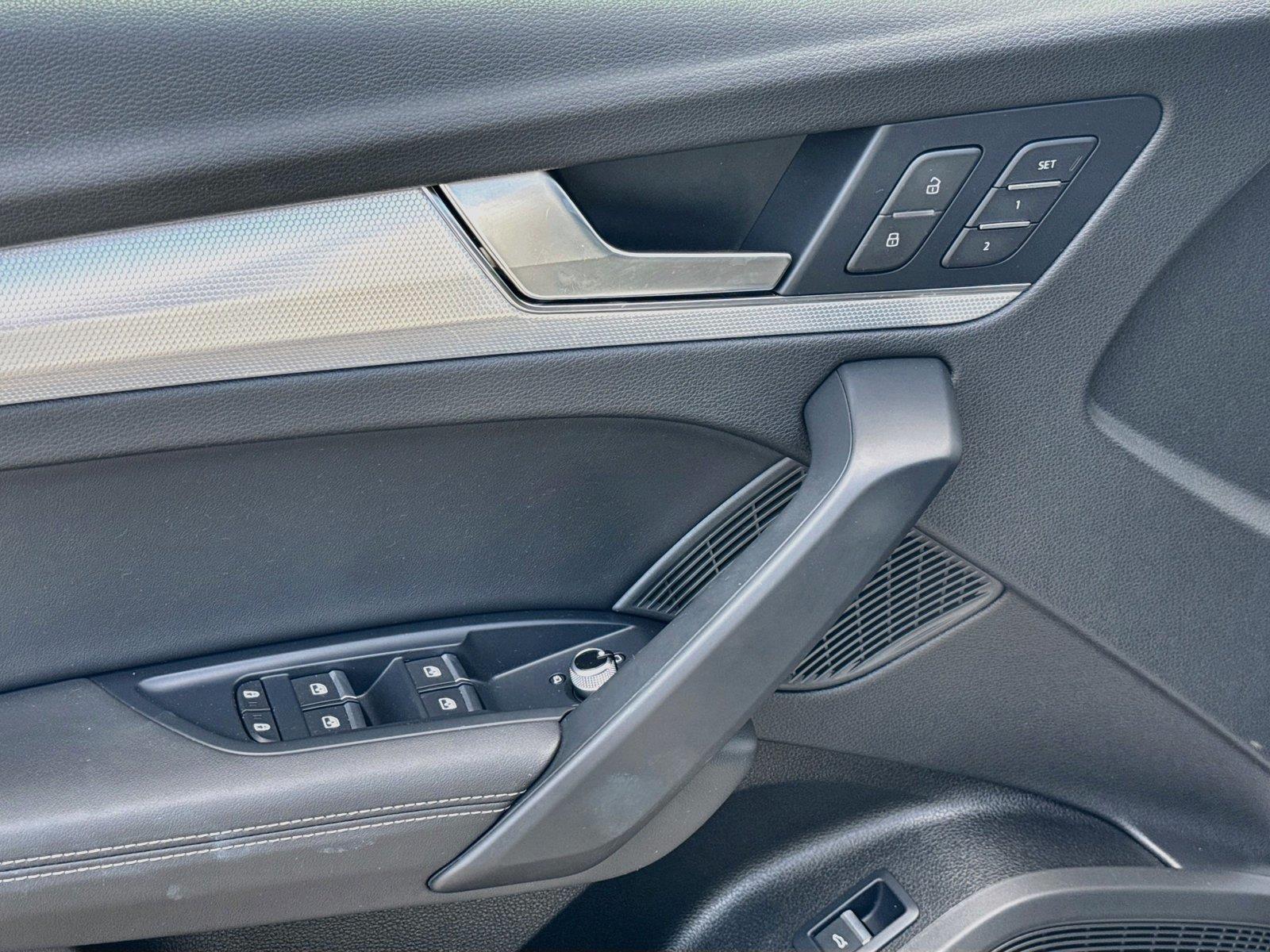 2024 Audi Q5 S line Premium Plus
