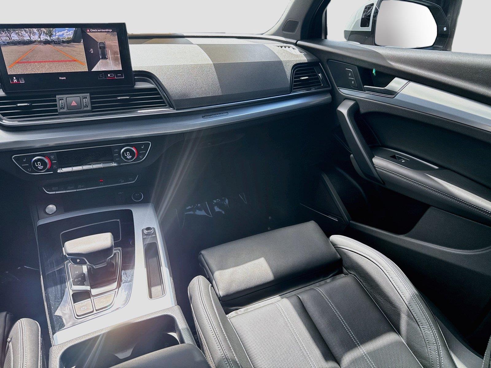 2024 Audi Q5 S line Premium Plus