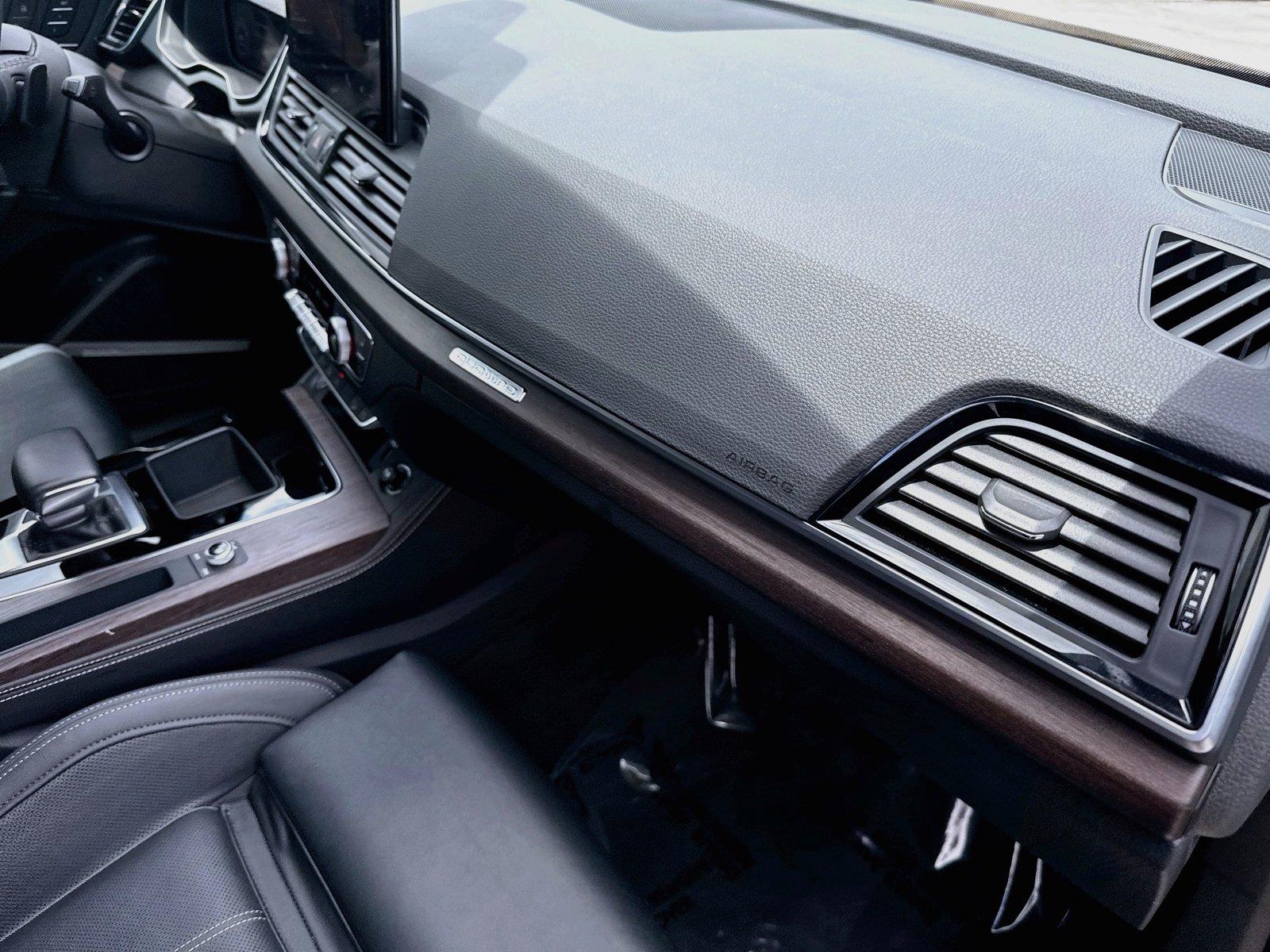 2023 Audi Q5 S line Prestige