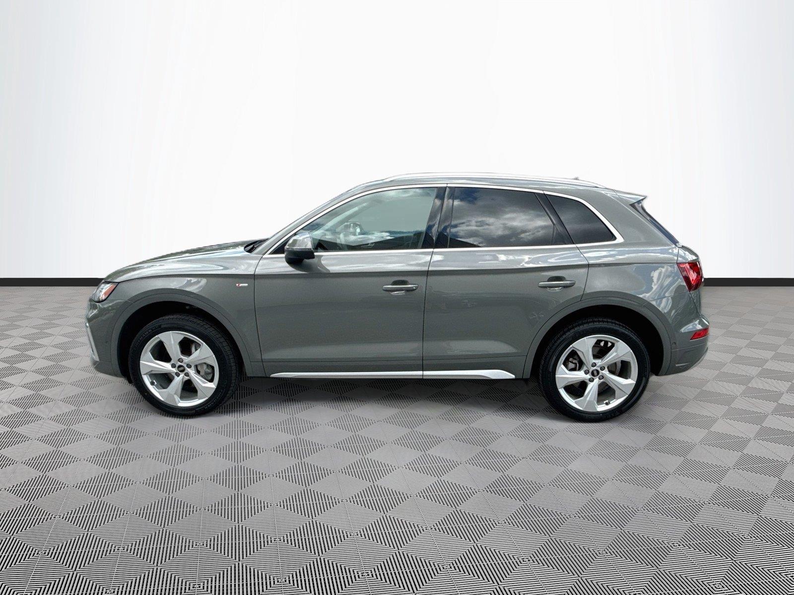 2023 Audi Q5 S line Prestige