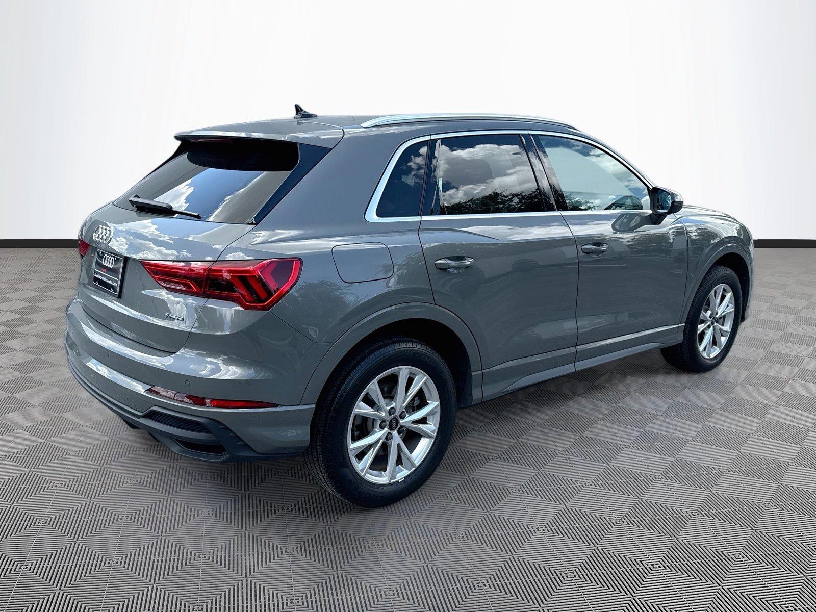2023 Audi Q3 S line Premium