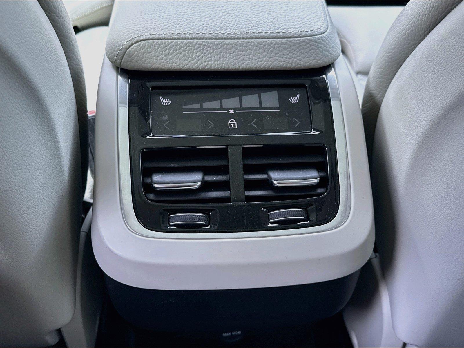 2019 Volvo XC60 Inscription