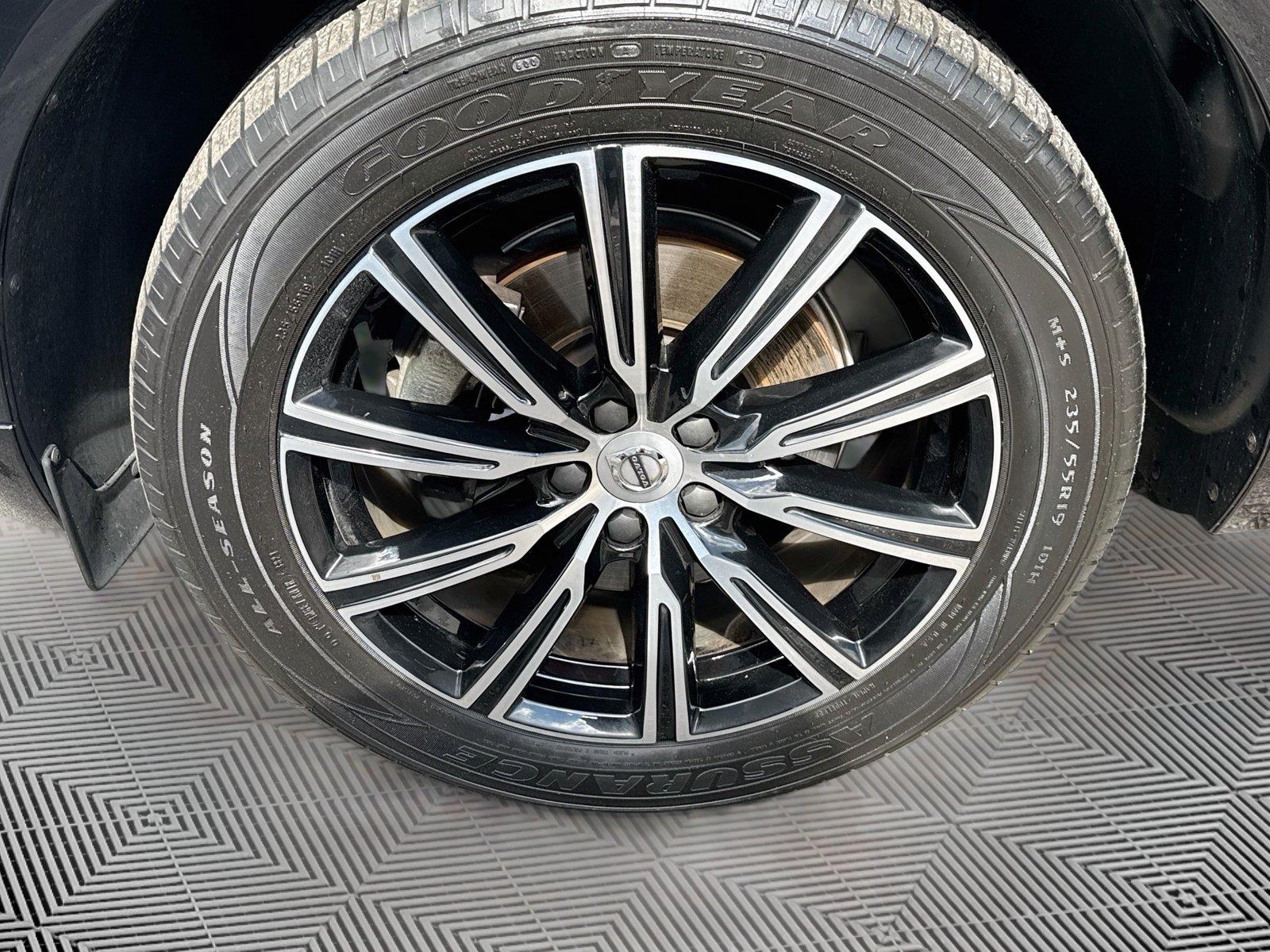 2019 Volvo XC60 Inscription