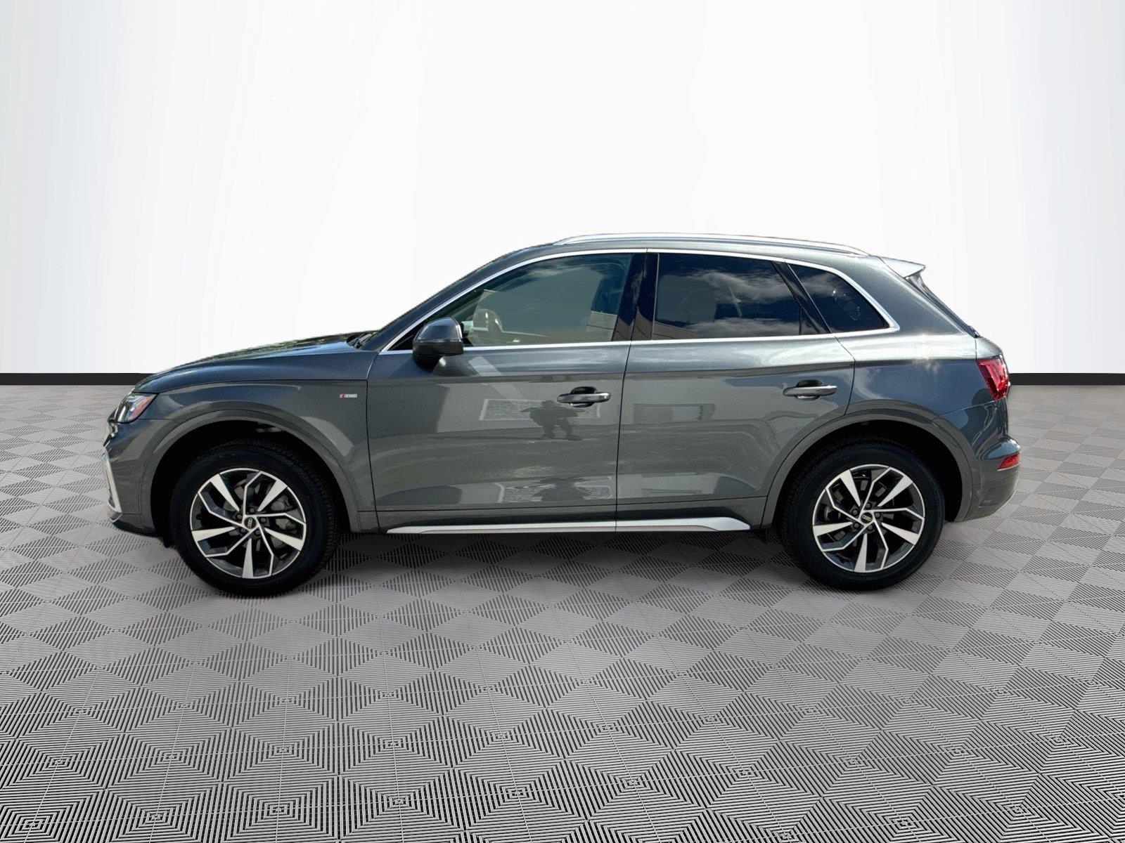 2023 Audi Q5 S line Premium