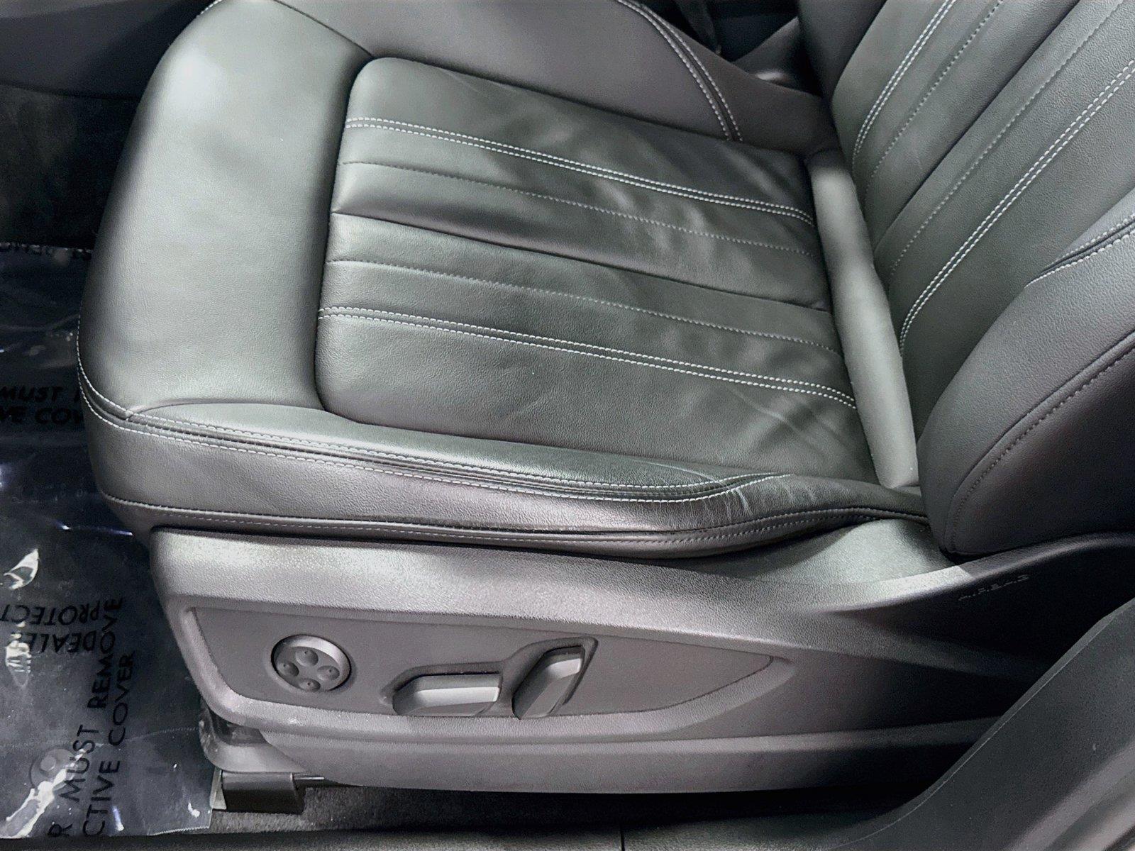 2023 Audi Q5 S line Premium