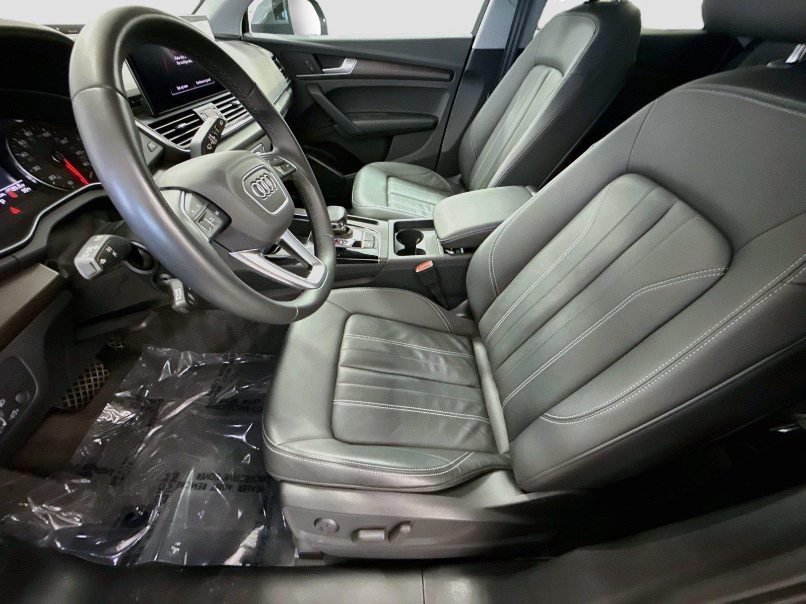 2023 Audi Q5 S line Premium