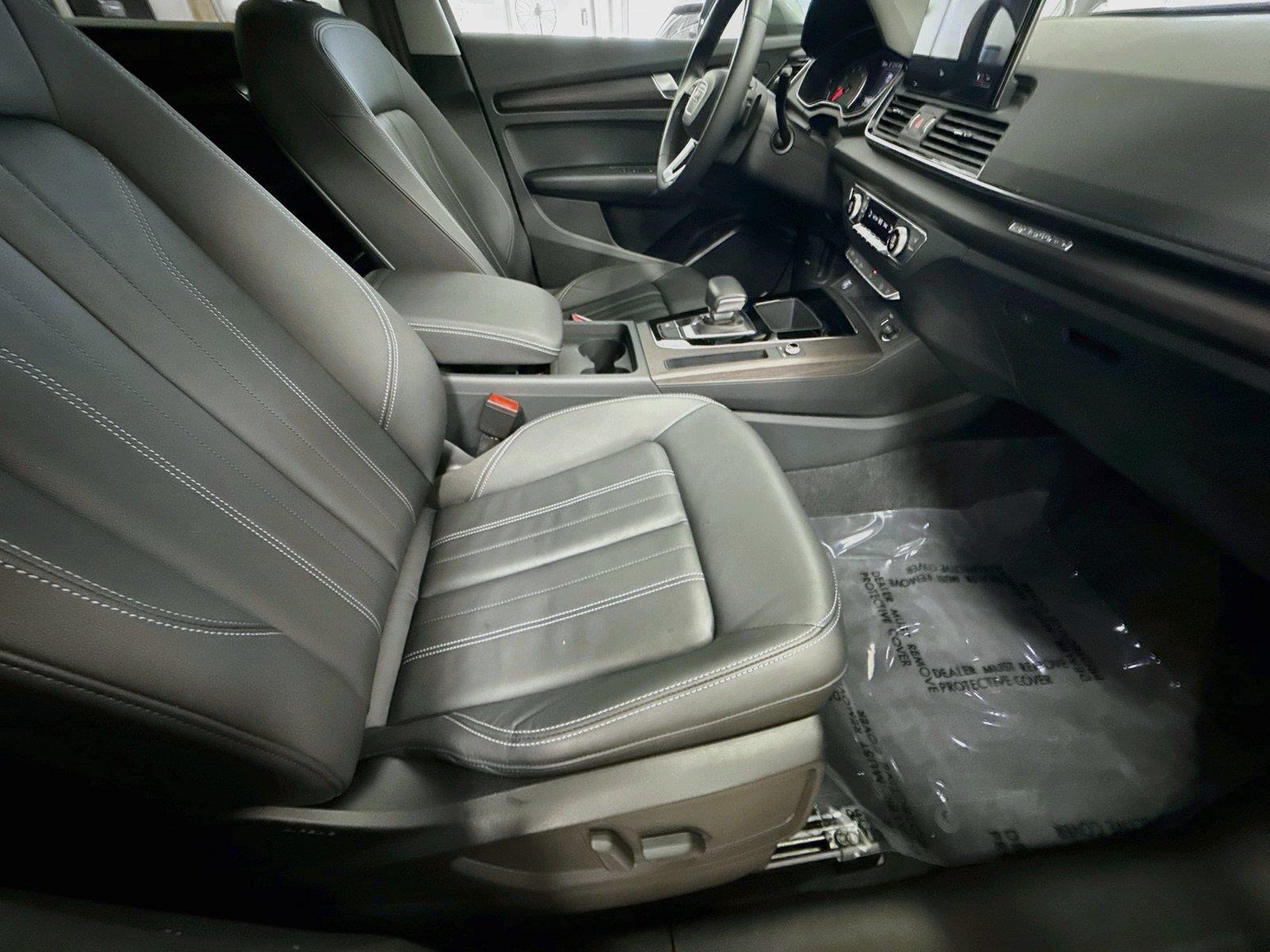 2023 Audi Q5 S line Premium