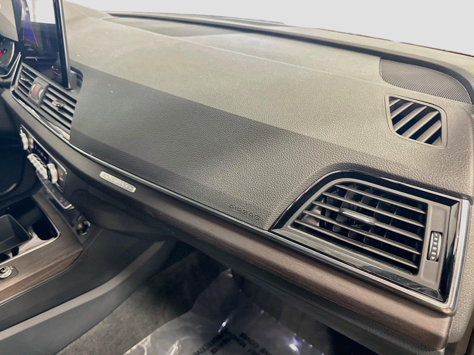 2023 Audi Q5 S line Premium