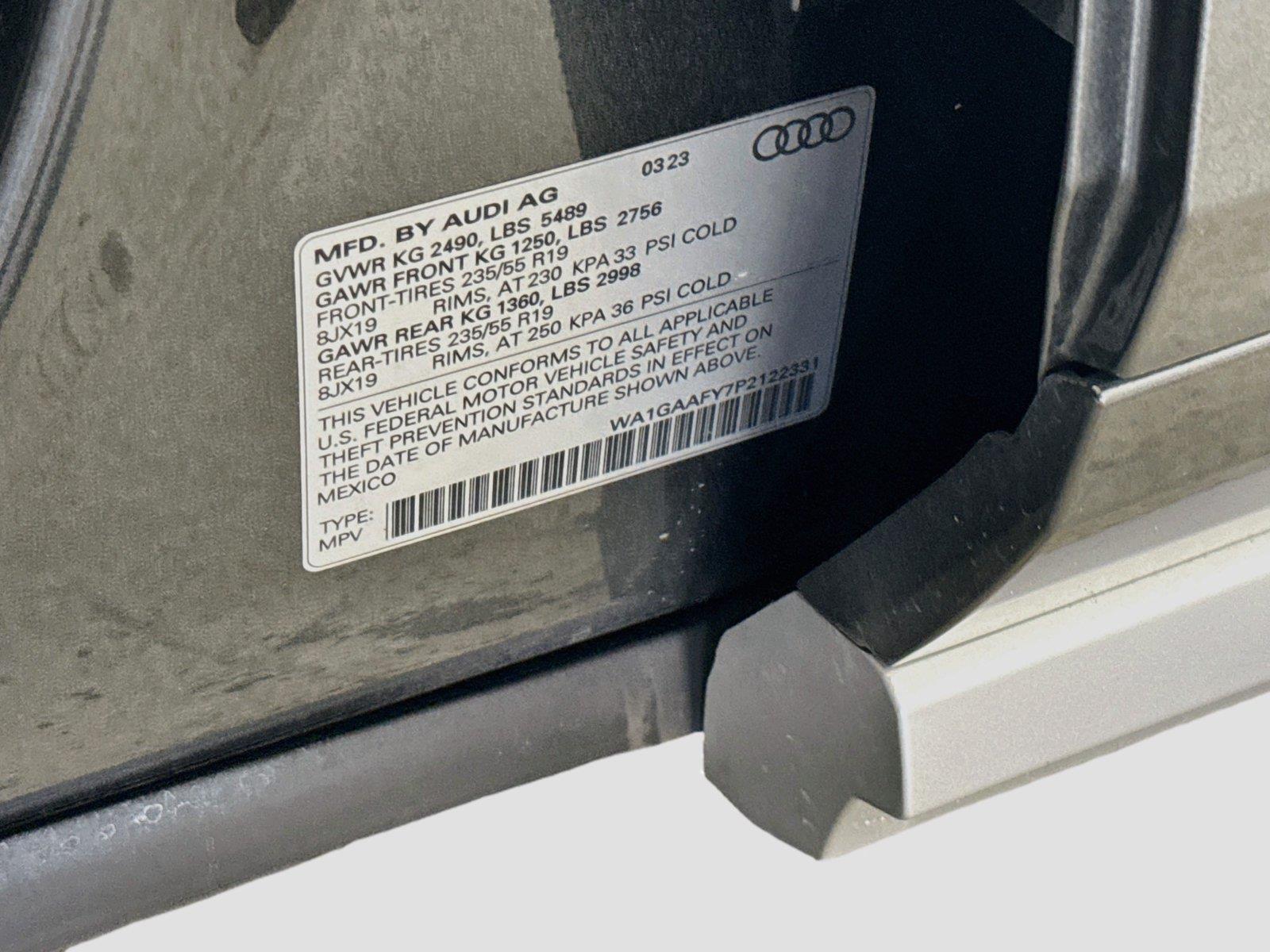 2023 Audi Q5 S line Premium