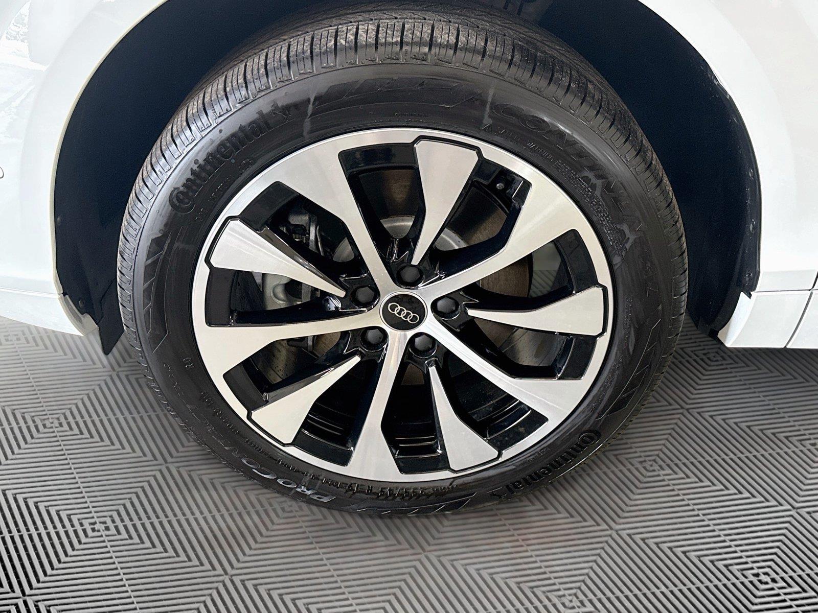 2026 Audi Q3 S line