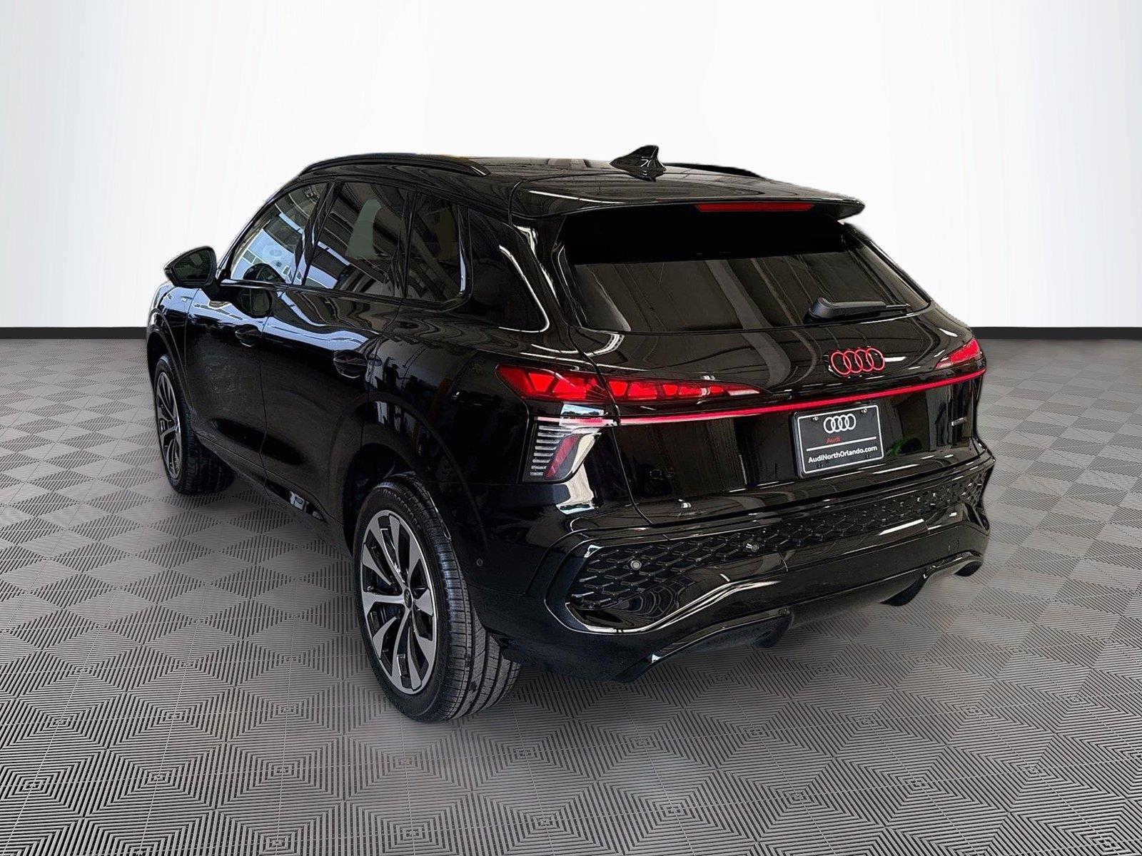 2026 Audi Q3 S line